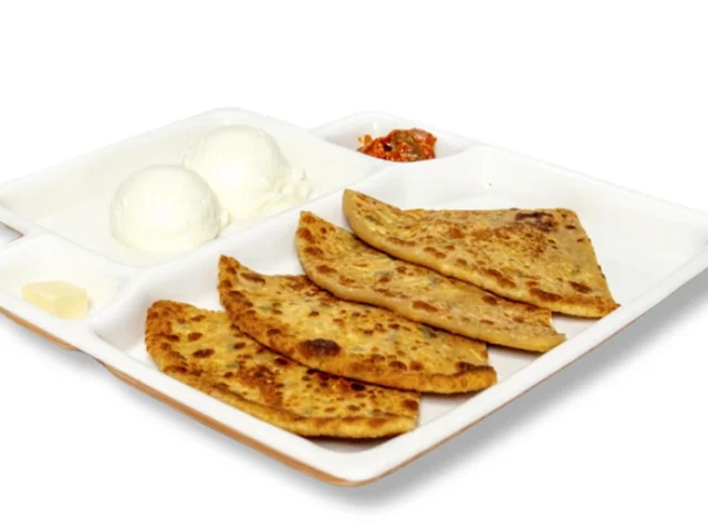 Why Aloo Paratha Is Neehee’s Most Comforting Street‑Food Meal