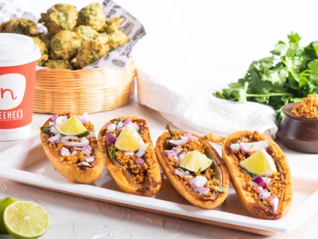 Crispy Weather, Crispy Snacks: Pakodas & Chai Are Fall’s Perfect Match