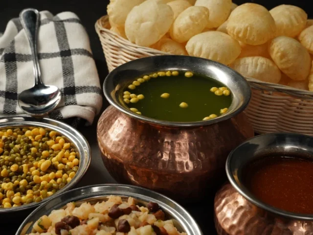 Family Feast Made Easy: Why Neehee’s Family Packs Are Perfect for Fall
